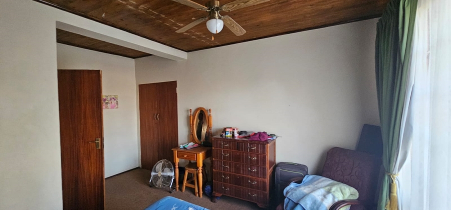 Commercial Property for Sale in Waterglen A H North West